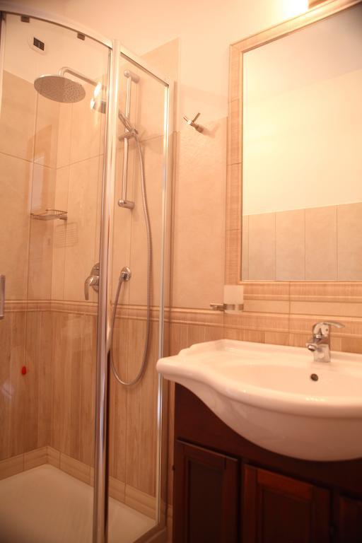 Sweet Appartment Di Guido Peschiera del Garda Rum bild