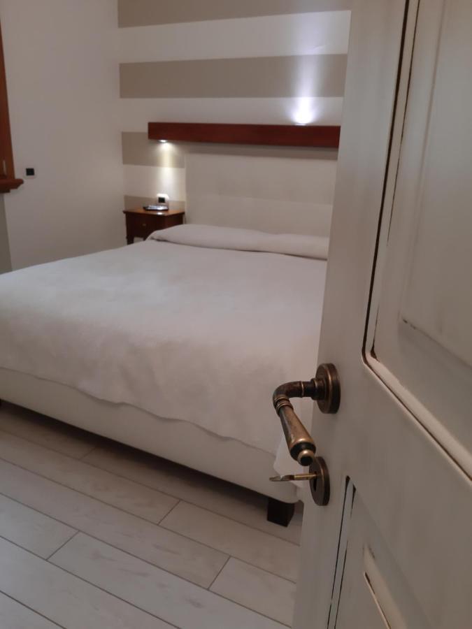 Sweet Appartment Di Guido Peschiera del Garda Exteriör bild